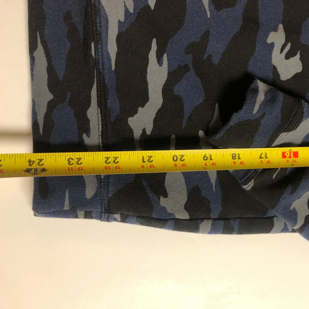 Athleta Balance pullover - Picture 6 of 10